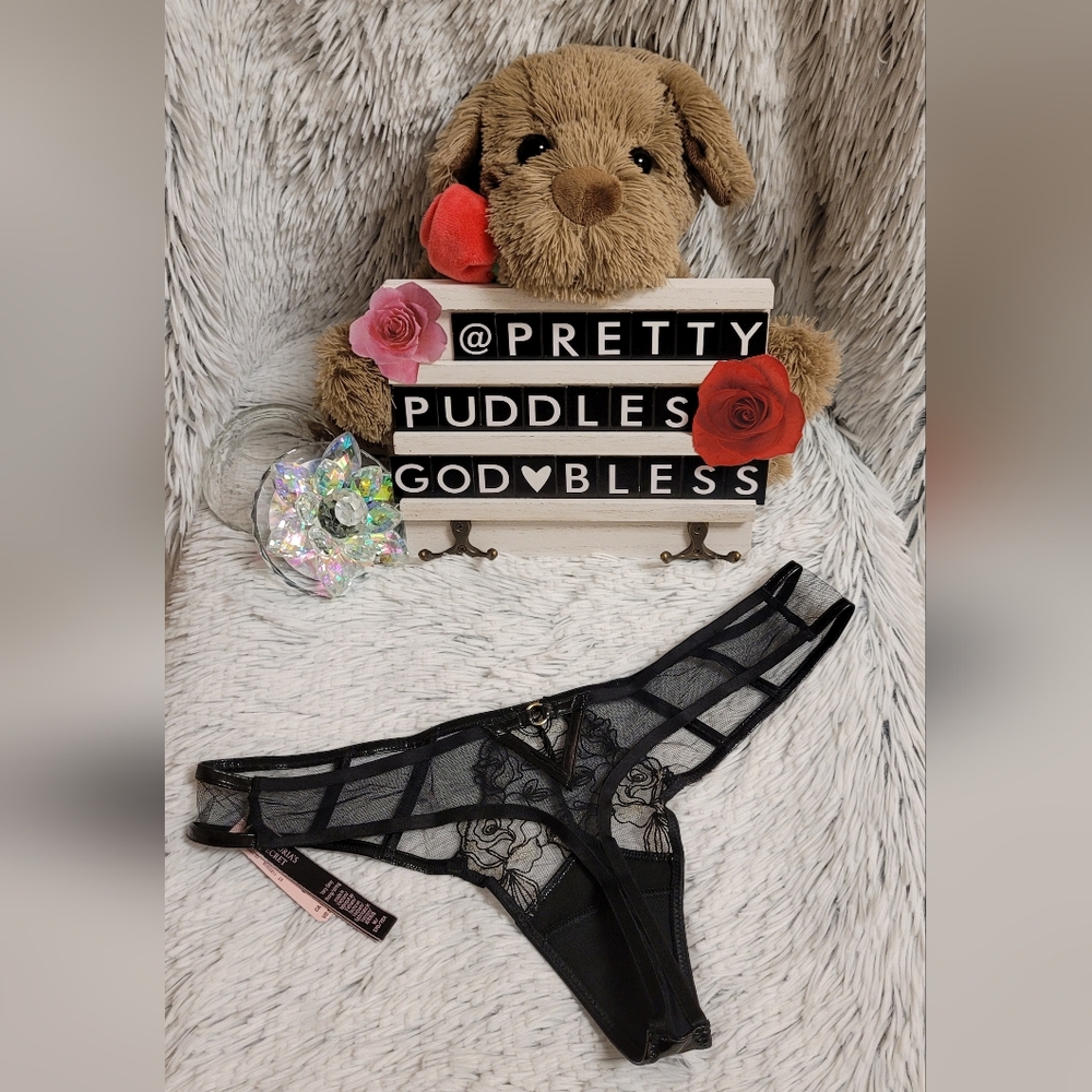 🖤 VS Very Sexy Midnight Affair Rose Embroidery Faux Leather Thong Panty - Picture 2 of 13